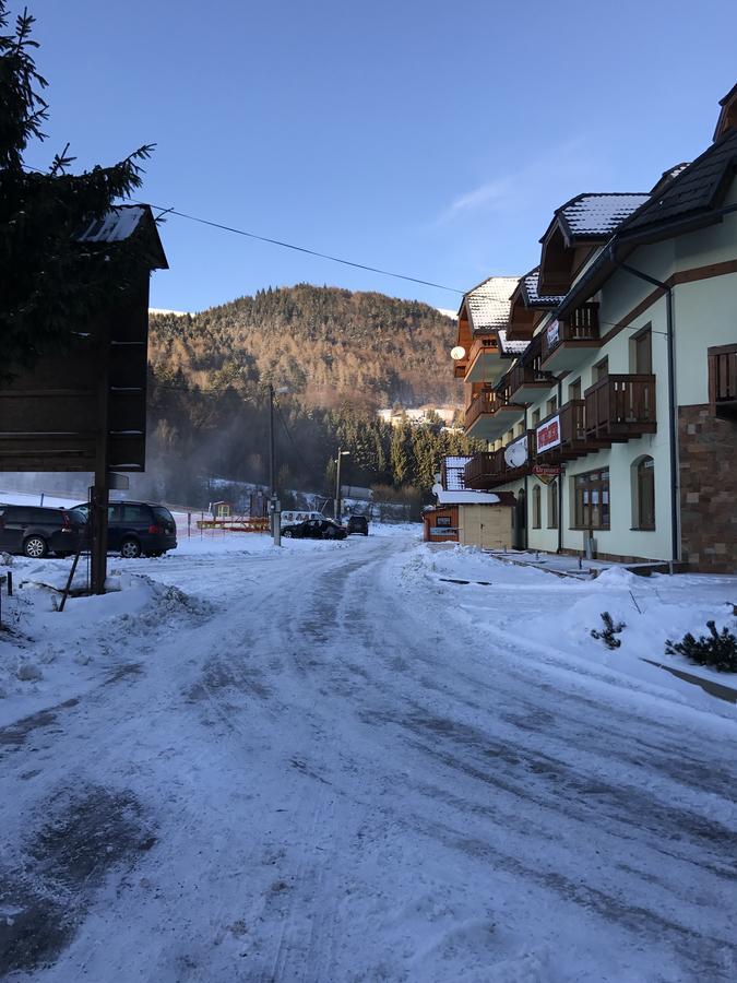 Aparthotel Kamzik Доновалы Экстерьер фото